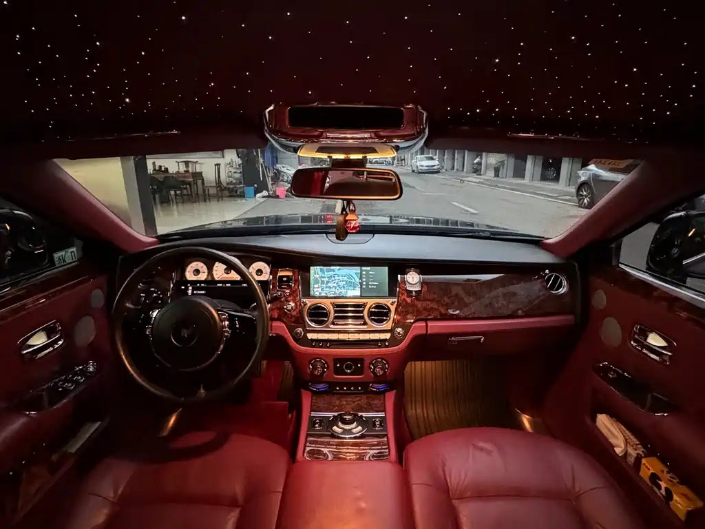 Ghost 2010 6.6T Standard Edition купить на сайте DeffCars