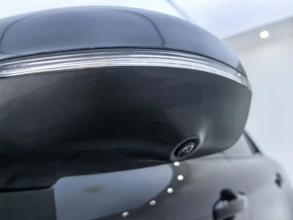 Lynk & Co 03 2023 2.0TD DCT Pro купить на сайте DeffCars