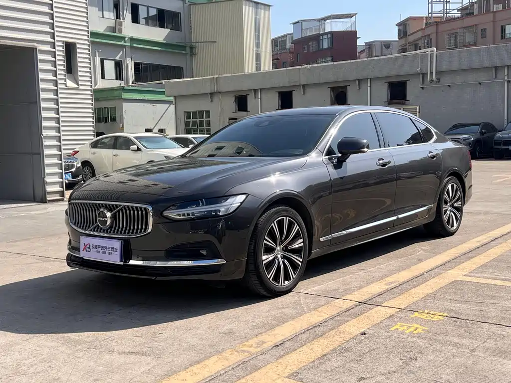Volvo S90 2021 B5 Zhiyuan Luxury Edition купить на сайте DeffCars