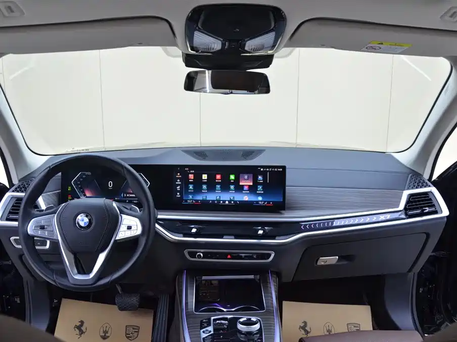 BMW X7 2024 xDrive40i Leading Luxury Package купить на сайте DeffCars