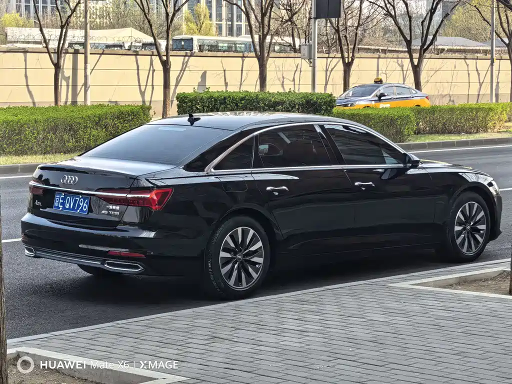 Audi A6L 2021 45 TFSI Premium Elegant Model купить на сайте DeffCars