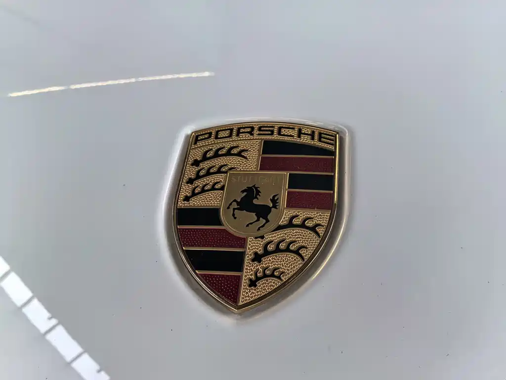 Macan 2023 Macan 2.0T купить на сайте DeffCars