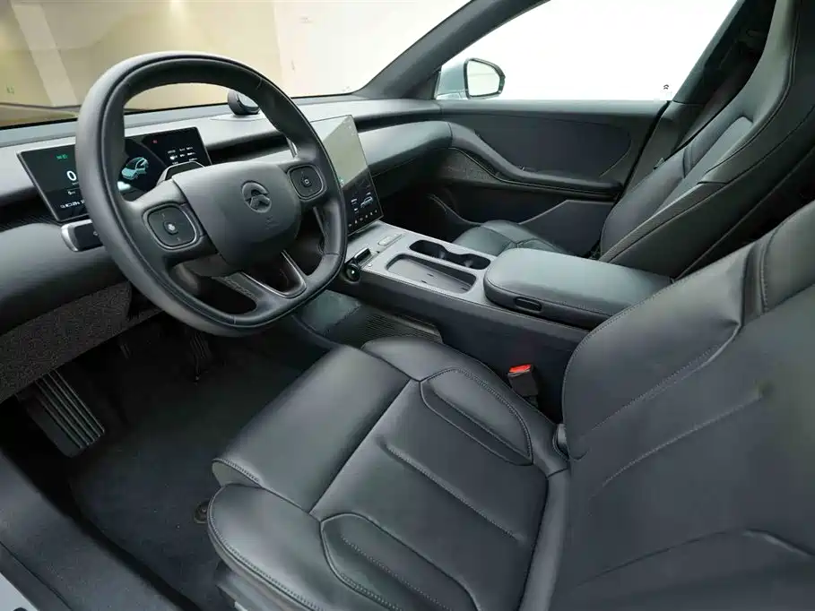 NIO ET5T 2024 model 75kWh Touring купить на сайте DeffCars