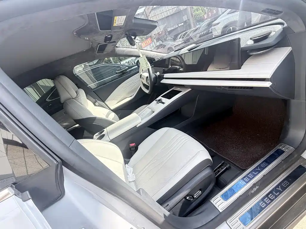 Galaxy E8 2024 model 665km rear starship smart driving version купить на сайте DeffCars