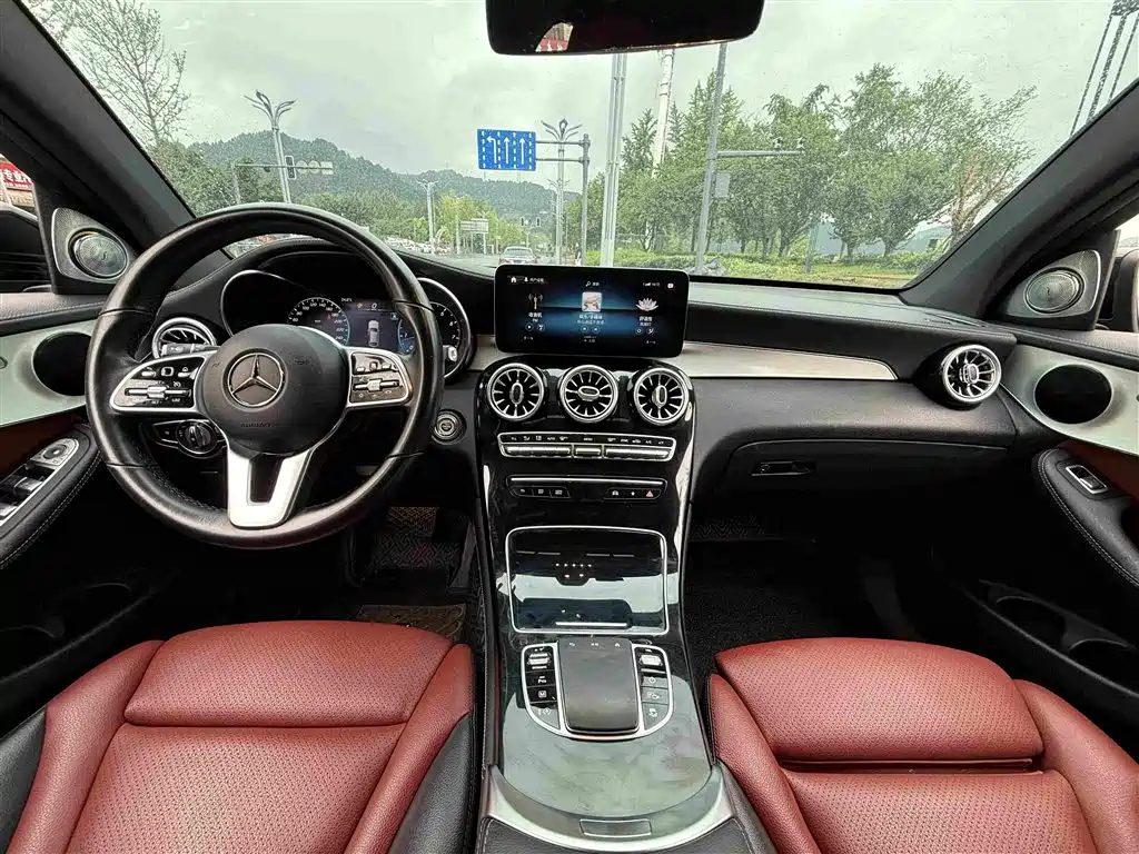 Mercedes-Benz GLC Coupe 2020 GLC 260 4MATIC Coupe SUV купить на сайте DeffCars
