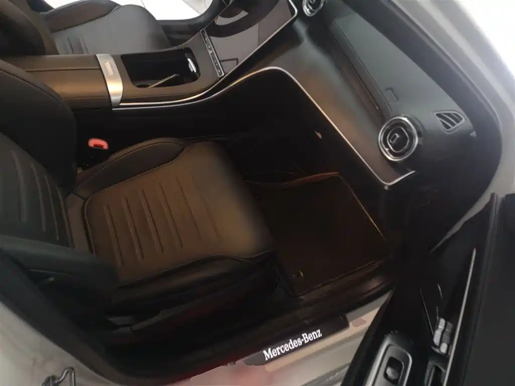 Mercedes-Benz C-Class 2023 facelift C 260 L sports version купить на сайте DeffCars