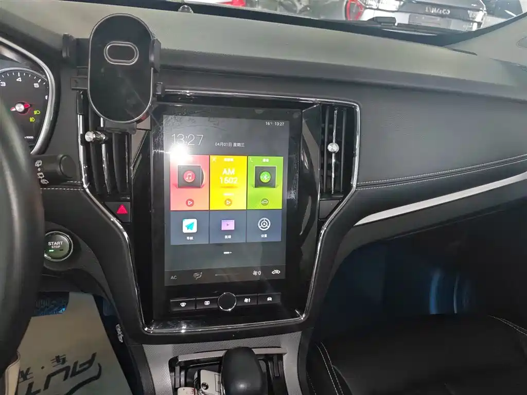 Roewe RX5 2020 model 20T automatic 4G interconnection million models купить на сайте DeffCars