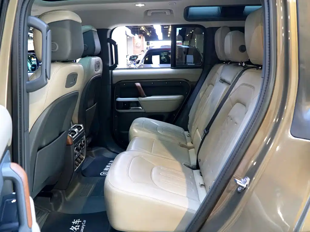 Land Rover Defender 2020 110 P400 HSE купить на сайте DeffCars