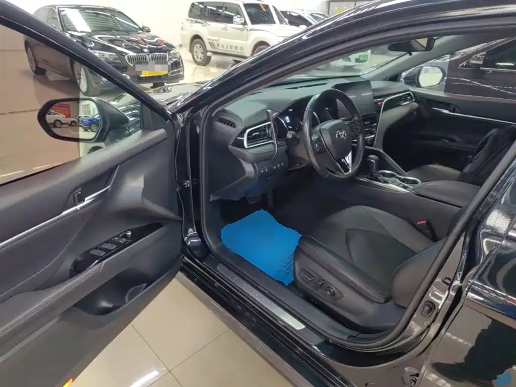 Camry 2021 2.0G Deluxe Edition купить на сайте DeffCars