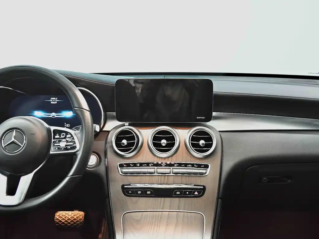 Mercedes-Benz GLC 2021 GLC 260 L 4MATIC luxury model купить на сайте DeffCars
