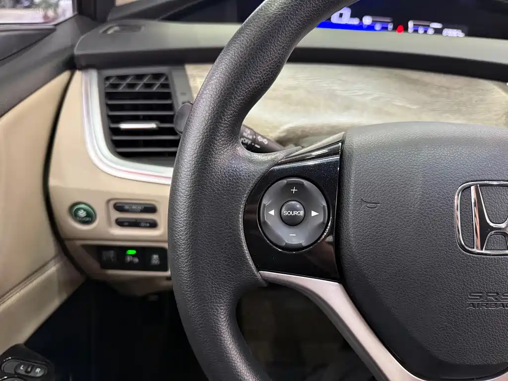 Jade 2017 1.8L automatic comfort version 5 seats купить на сайте DeffCars