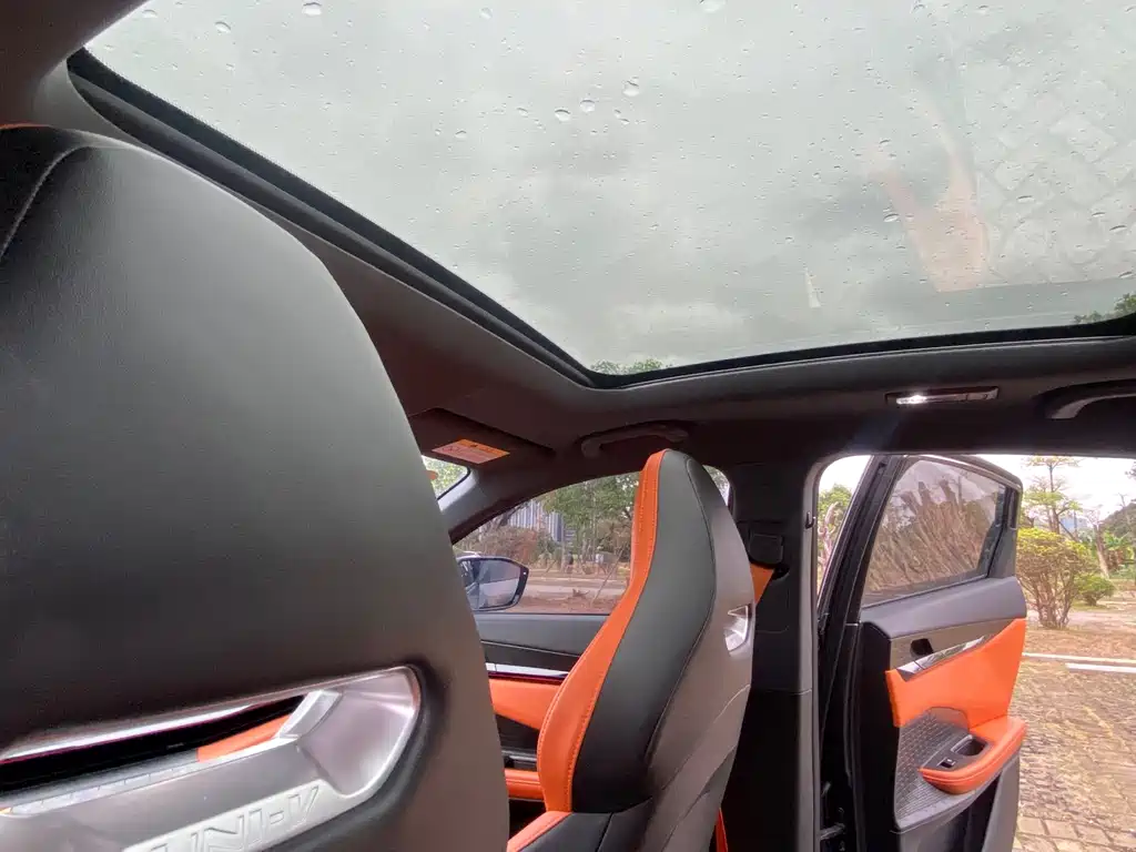 Changan UNI-V 2023 1.5T sports version купить на сайте DeffCars