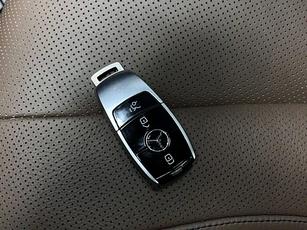 Mercedes-Benz S-Class 2018 S 320 L купить на сайте DeffCars