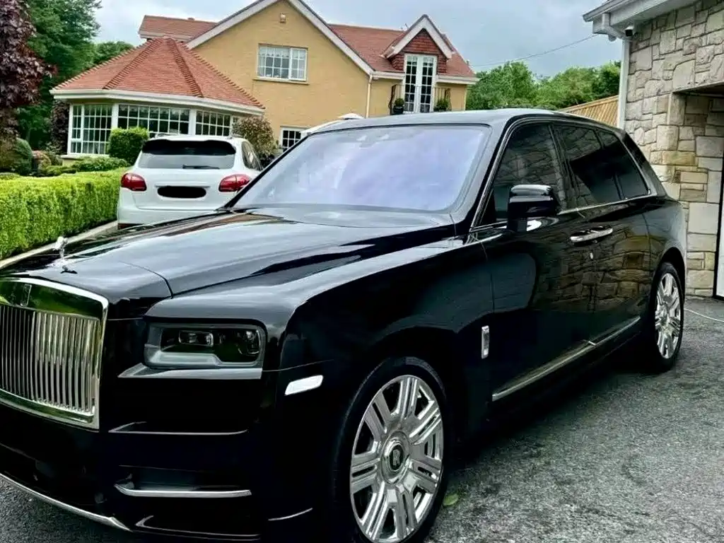 Cullinan 2018 four-seat version купить на сайте DeffCars