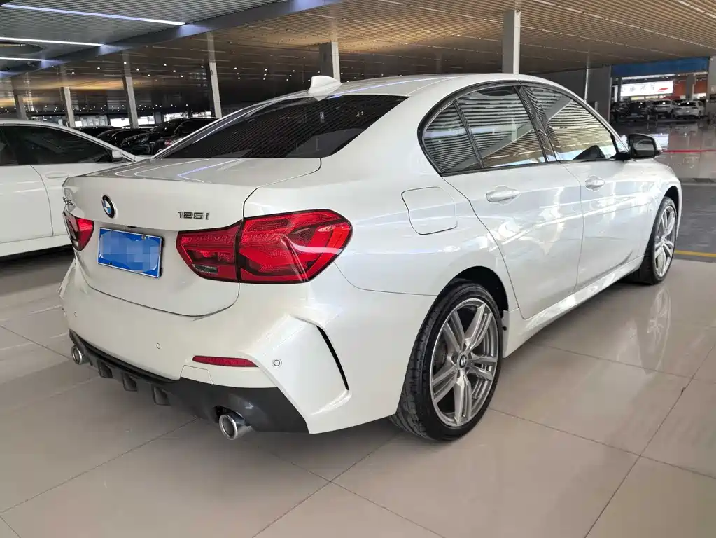 BMW 1 Series 2020 125i Leading M Sports Package купить на сайте DeffCars