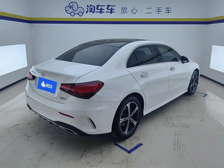 Mercedes-Benz A-Class 2023 A 200 L Fashion Model купить на сайте DeffCars