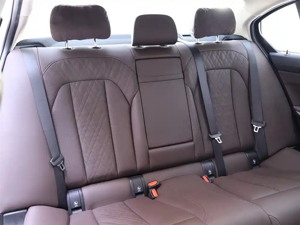 BMW 3 Series 2024 325Li M Sports Package купить на сайте DeffCars
