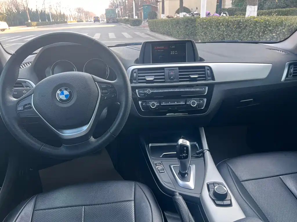 BMW 1 Series imported 2018 118i leading model купить на сайте DeffCars