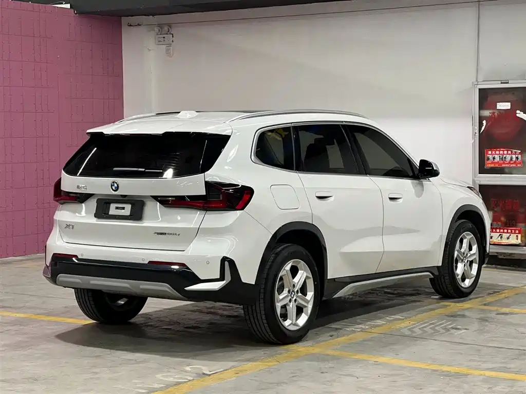 BMW X1 2023 sDrive20Li X Design Package купить на сайте DeffCars