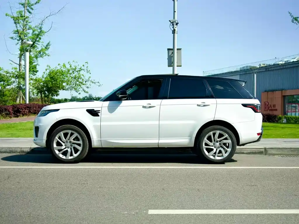 Range Rover Sport 2018 3.0 SC V6 HSE DYNAMIC купить на сайте DeffCars