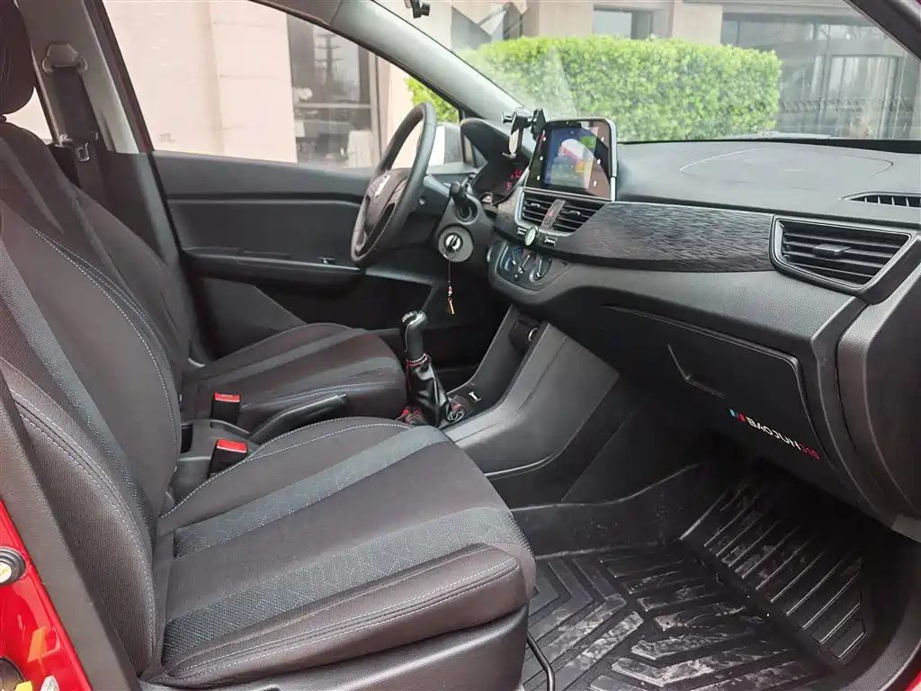 Baojun 310 2020 1.2L manual value model купить на сайте DeffCars