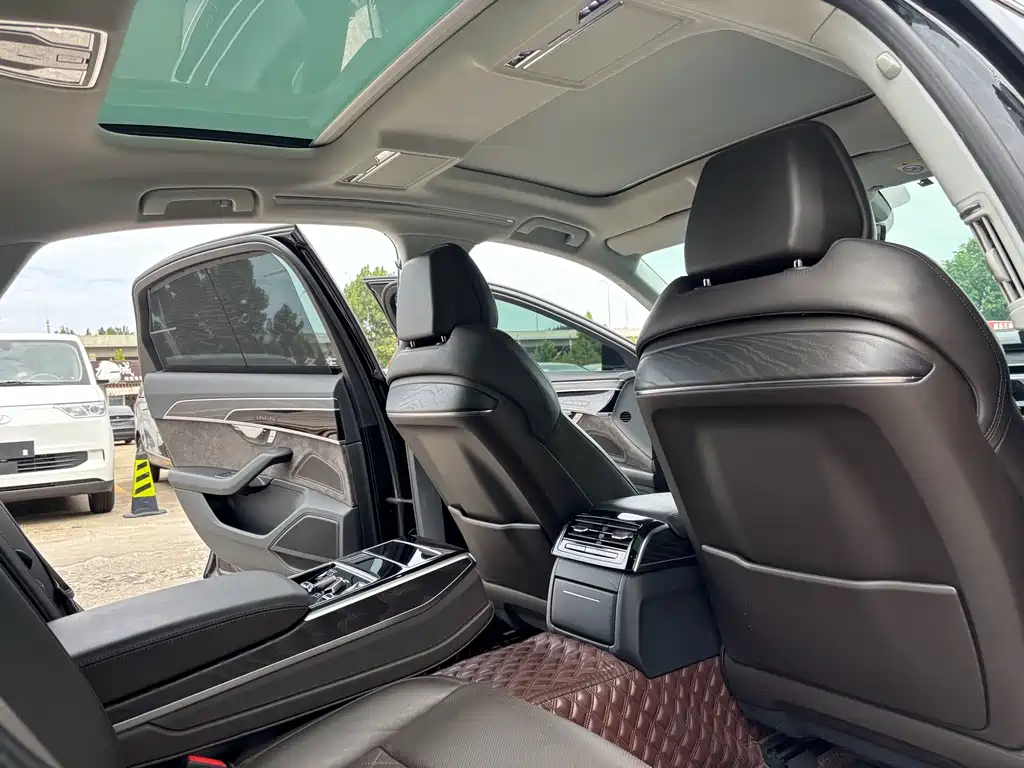 Audi A8 2022 A8L 50 TFSI quattro Comfort Collection Edition купить на сайте DeffCars