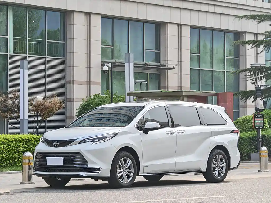 SIENNA 2024 2.5L hybrid four-wheel drive premium version купить на сайте DeffCars