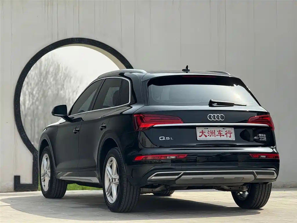 Audi Q5L 2022 40T Fashionable and Elegant Model купить на сайте DeffCars