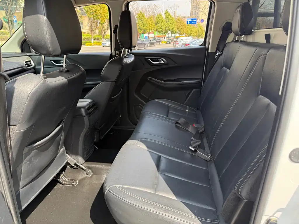 Baodian 2022 2.5T diesel four-wheel drive exclusive version long axis JX4D25A6L купить на сайте DeffCars