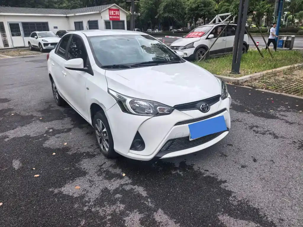 YARiS L 2021 1.5L CVT leading version купить на сайте DeffCars
