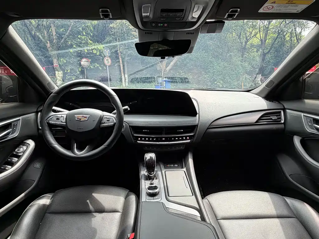 Range Rover Evoque 2023 Evoque L 249PS Corinthian Bronze Special Edition купить на сайте DeffCars