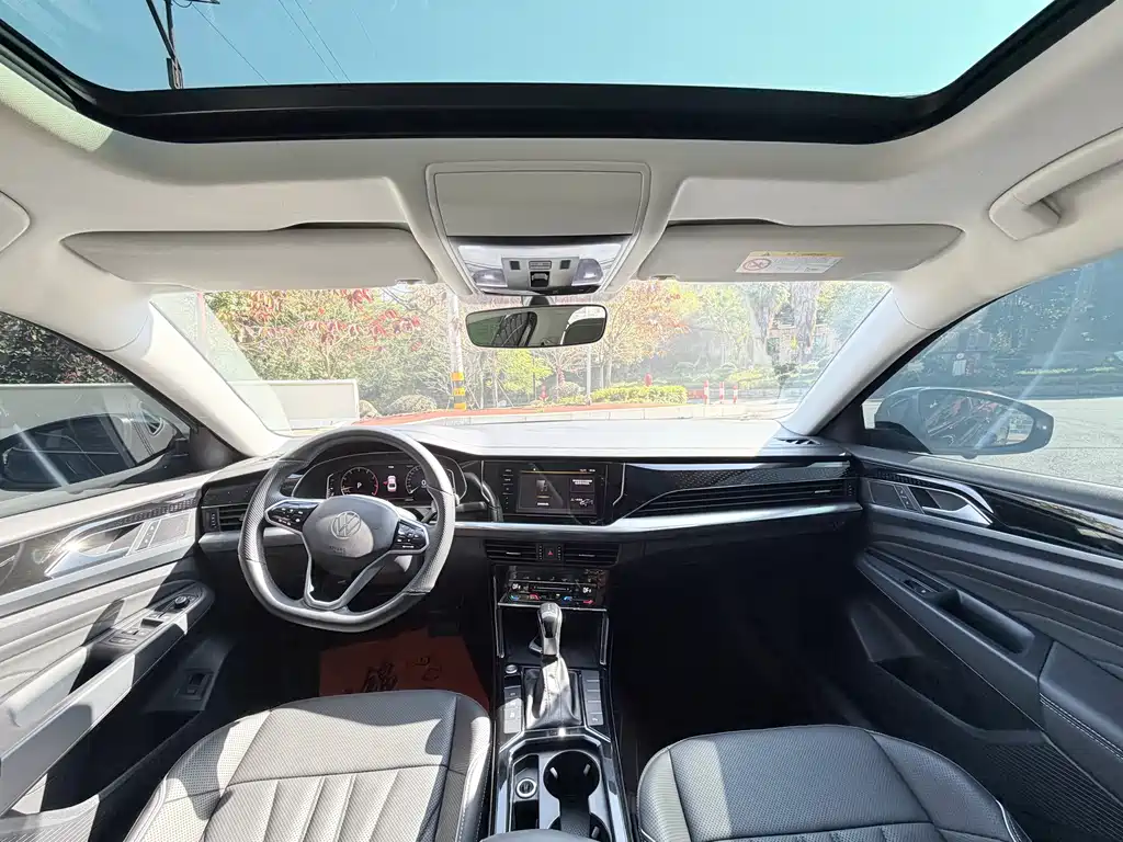 Passat 2023 facelift 330TSI Elite Edition купить на сайте DeffCars