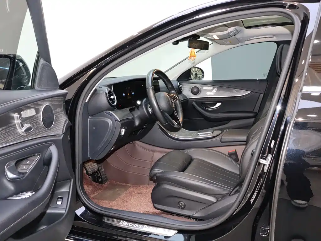 Mercedes-Benz E-Class 2022 Model Two E 300 L Fashion Model купить на сайте DeffCars