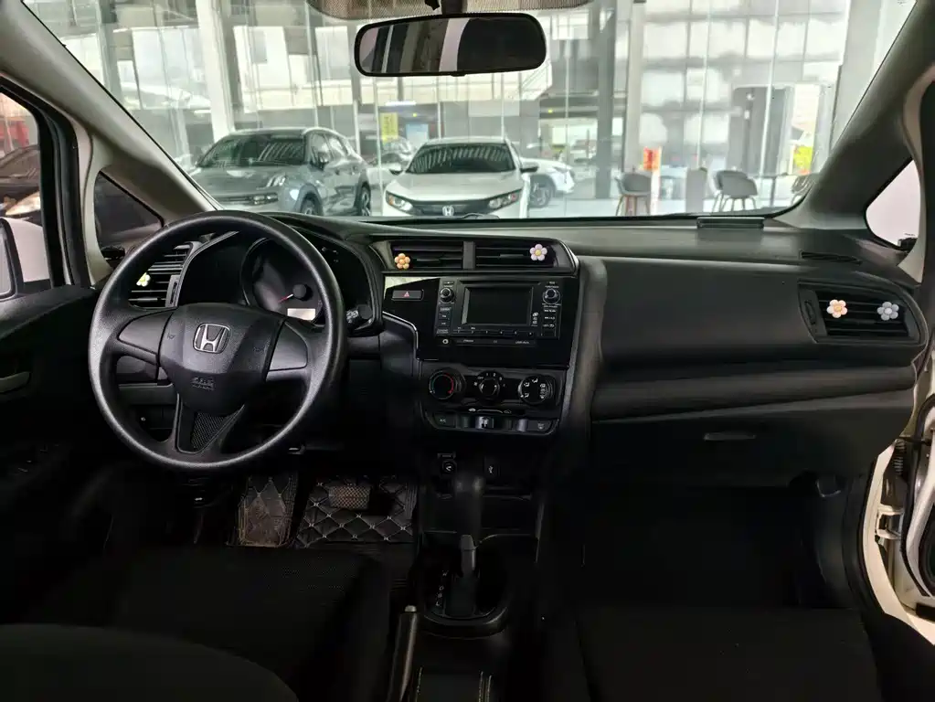 Fit 2018 1.5L CVT Comfort Edition купить на сайте DeffCars