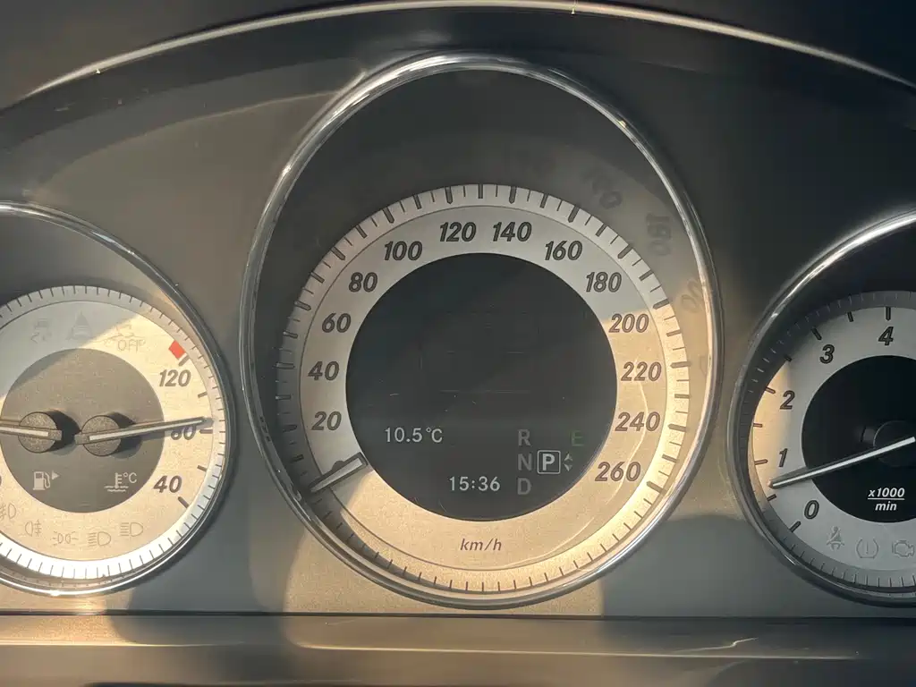 Mercedes-Benz GLK-Class 2014 GLK 200 Standard Model купить на сайте DeffCars