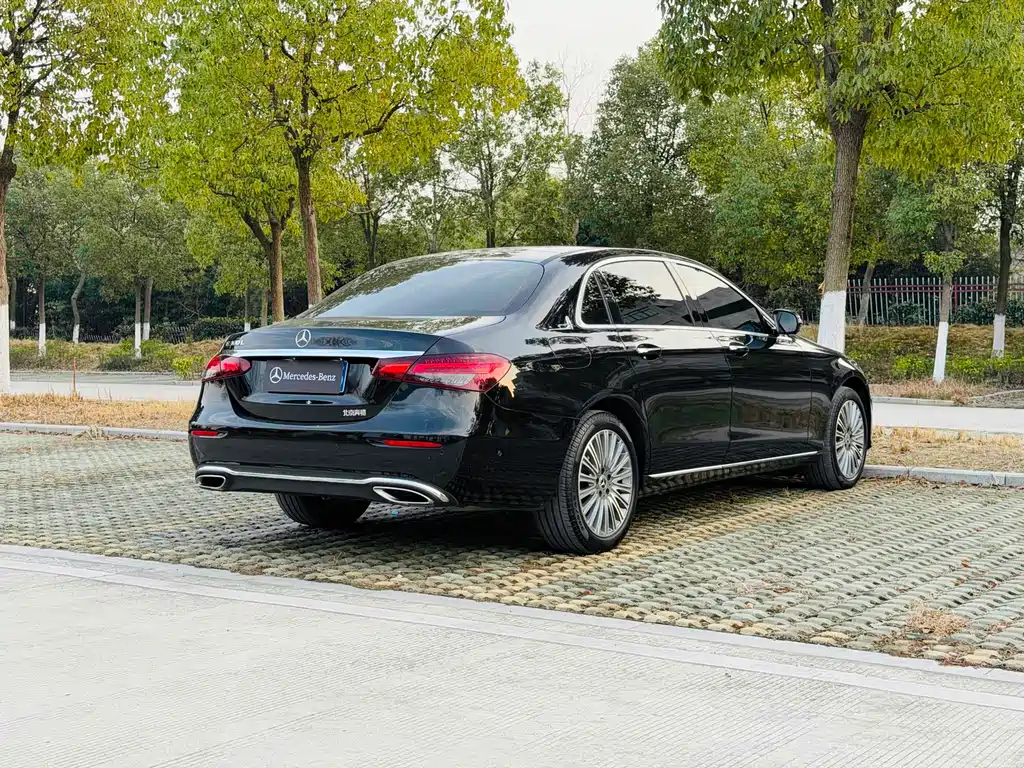 Mercedes-Benz E-Class 2023 E 300 L Luxury Model купить на сайте DeffCars