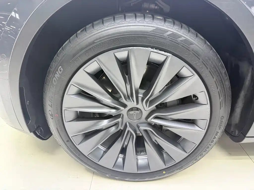 Model Y 2022 facelift rear-wheel drive version купить на сайте DeffCars