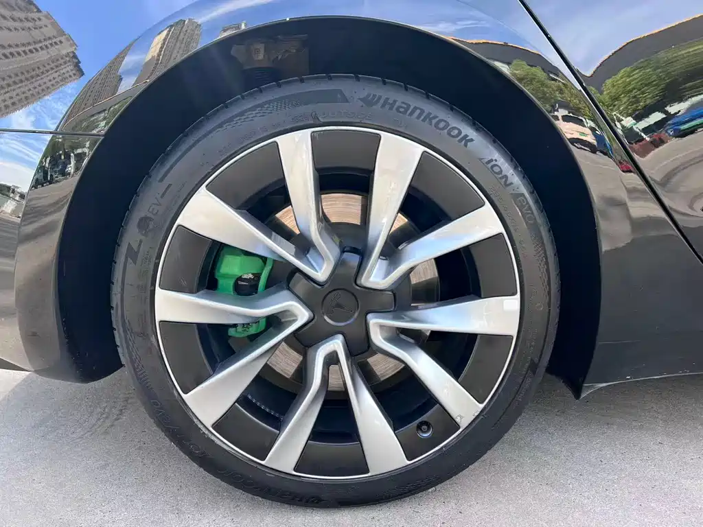 Model 3 2023 long-range all-wheel drive version купить на сайте DeffCars