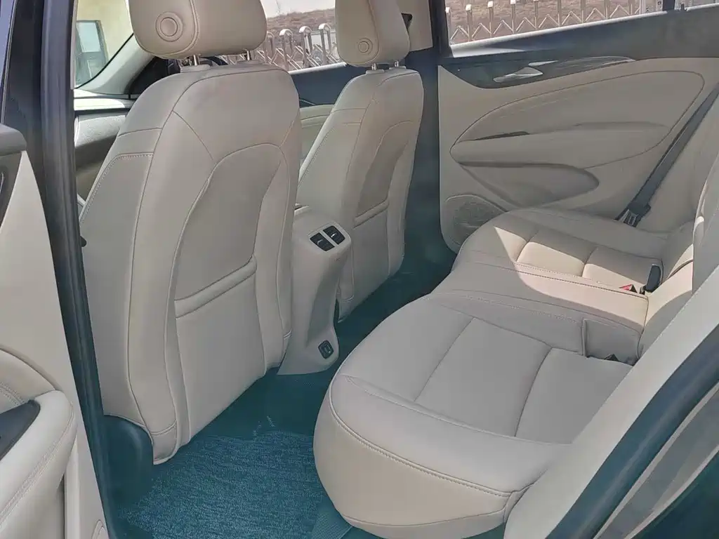 Regal 2020 552T Elite купить на сайте DeffCars