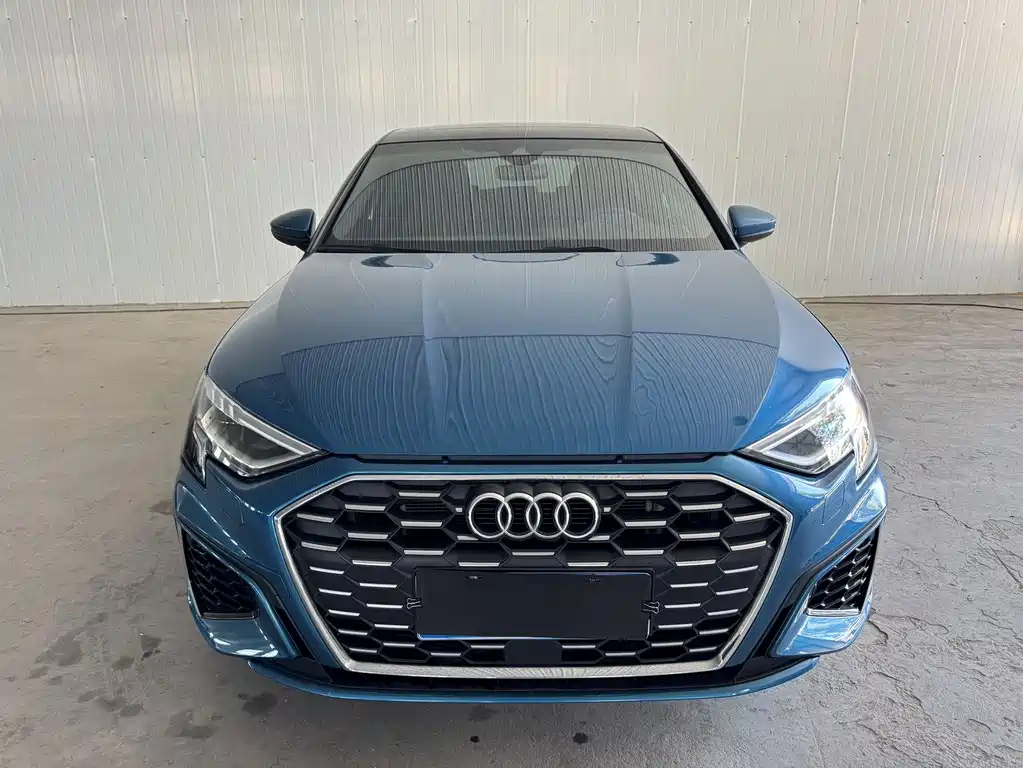 Audi A3 2023 Sportback 35 TFSI stylish and sporty купить на сайте DeffCars