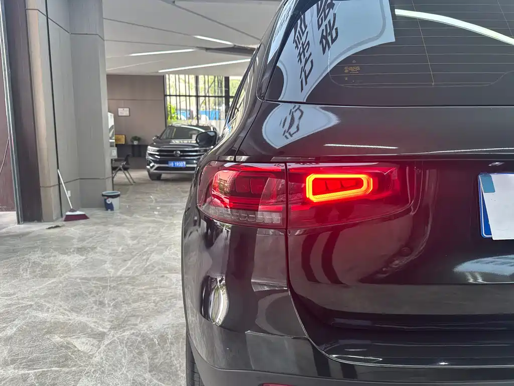 Mercedes-Benz GLB 2023 GLB 220 Dynamic купить на сайте DeffCars