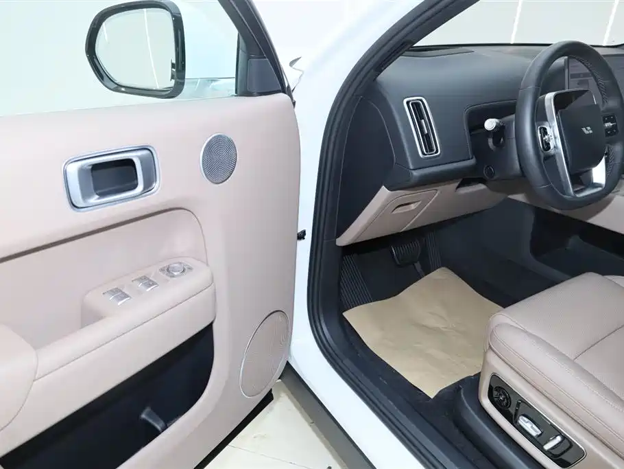 Ideal L8 2025 Max smart refresh version купить на сайте DeffCars
