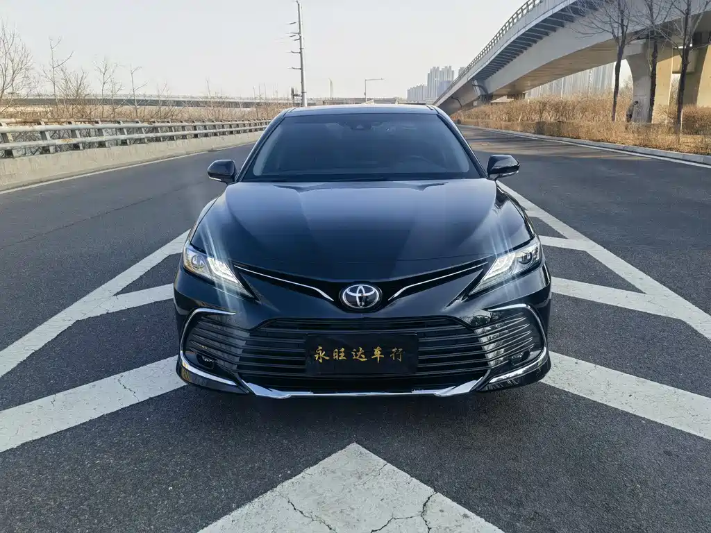 Camry 2023 2.5G Deluxe Edition купить на сайте DeffCars
