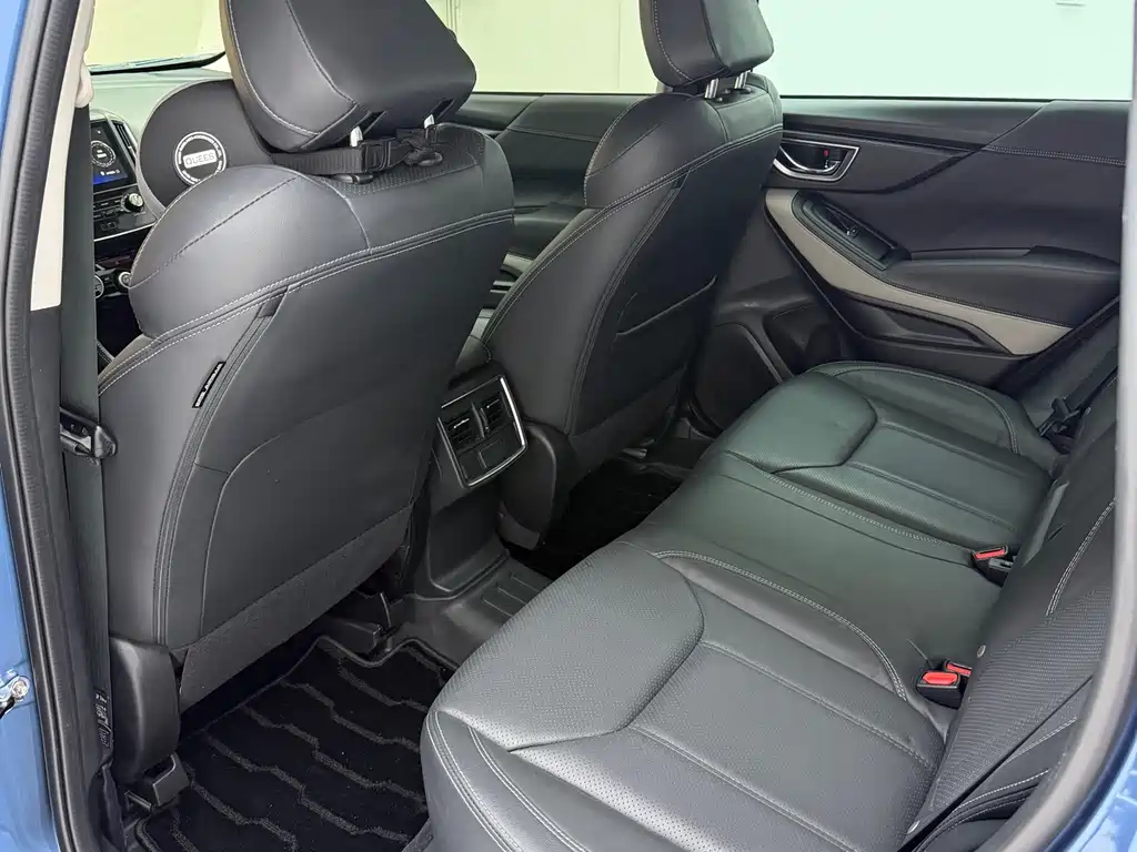 Forester 2022 2.0i AWD Deluxe Edition EyeSight купить на сайте DeffCars