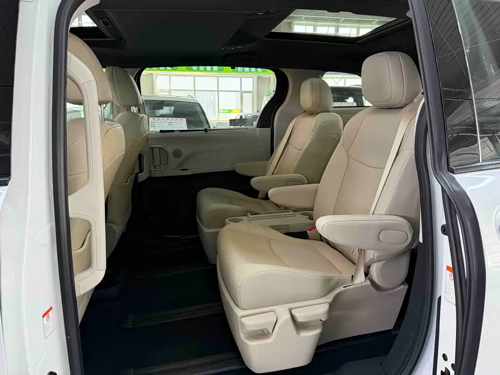 Grevia 2023 2.5L Hybrid Premium PLUS Edition купить на сайте DeffCars