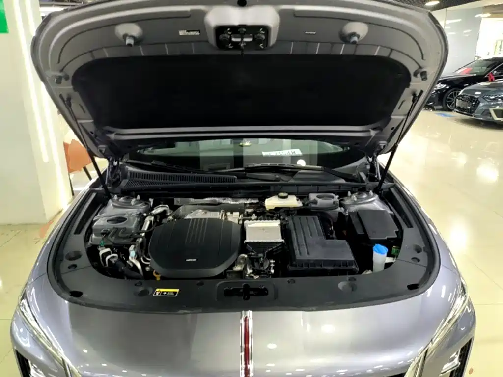 Hongqi H5 PHEV 2025 170 super hybrid version купить на сайте DeffCars