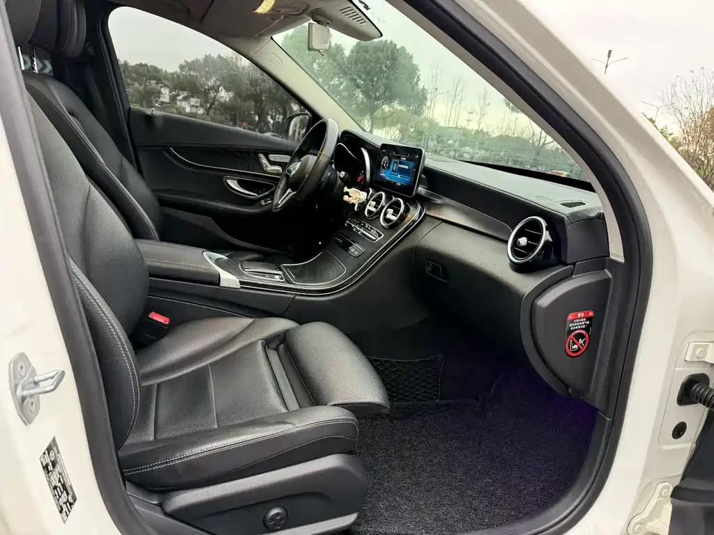 Mercedes-Benz C-Class 2019 C 260 L Sports Edition купить на сайте DeffCars