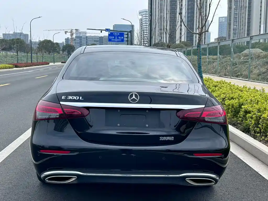 Mercedes-Benz E-Class 2022 E 260 L купить на сайте DeffCars