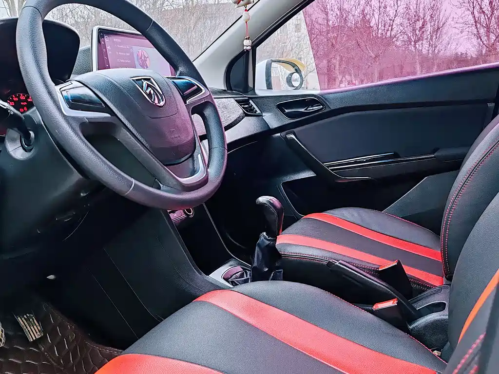 Baojun 310 2016 1.2L manual comfort model купить на сайте DeffCars