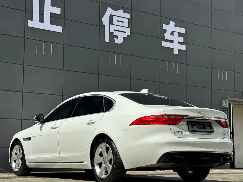Jaguar XFL 2018 XFL 2.0T 200PS Elite Edition купить на сайте DeffCars